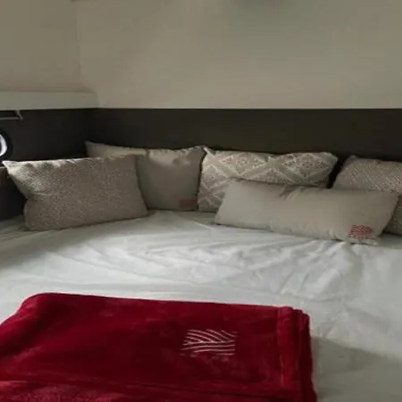Úszó hotel Catamarano Pax Abyssi Villasimius