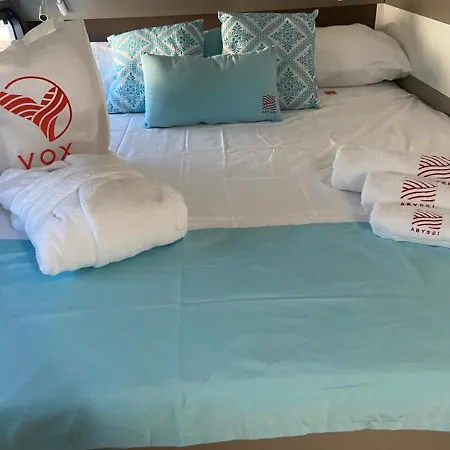 Båthotell Catamarano Pax Abyssi Villasimius